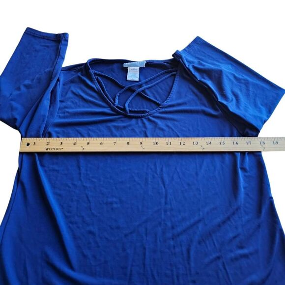 Koret womens Sz Small blue criss cross front design top - Picture 5 of 6